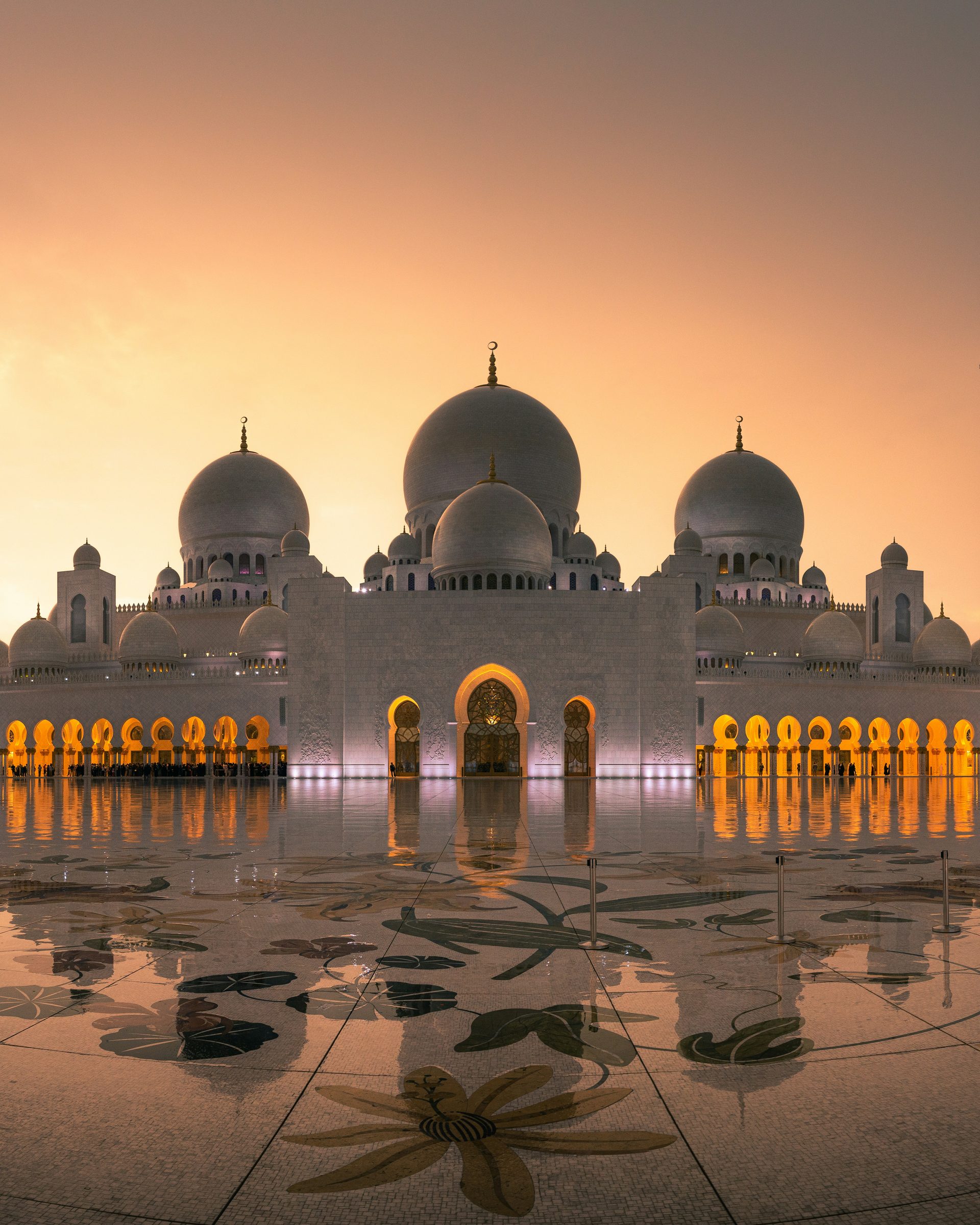 An evening wedding setup in Dubai